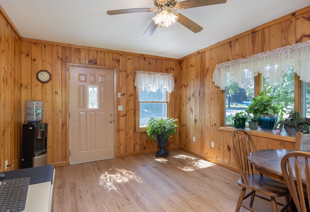 28 Rainbow Ave