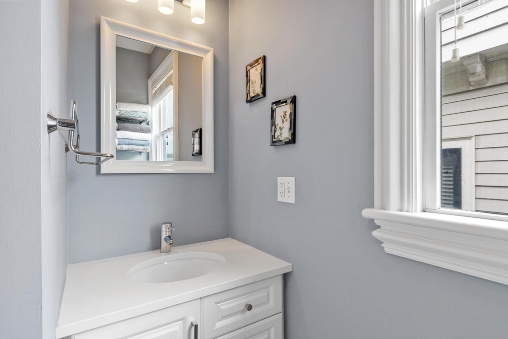 15 Howell St #3, Boston, MA Photo #8