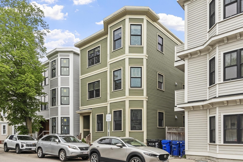 Photo of 15 Howell St, Boston, MA