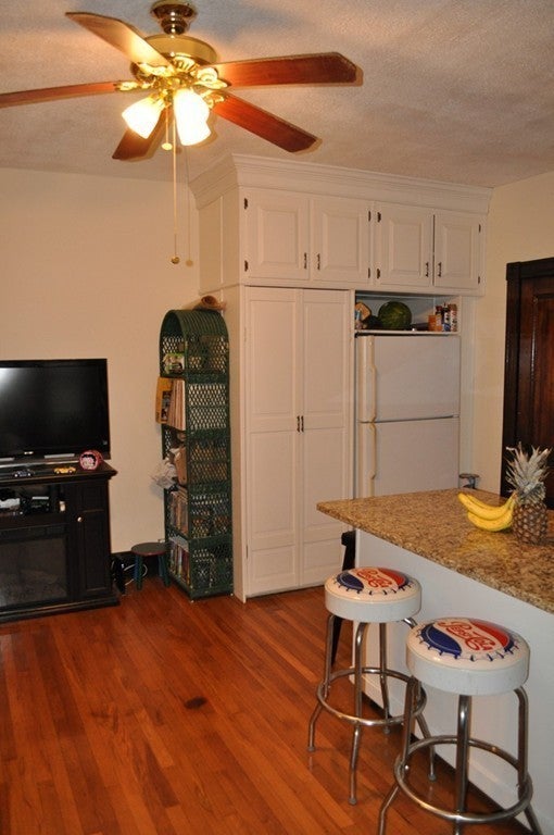 111-113 Pleasant Street 1A