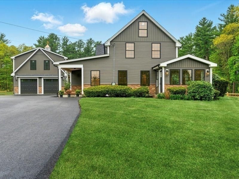 Photo of 267 South Main Street, Hopedale, MA