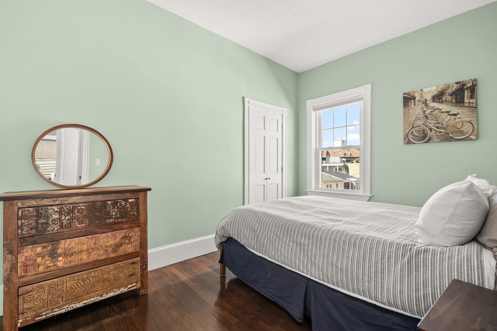 372 Silver St, Boston, MA Photo #15