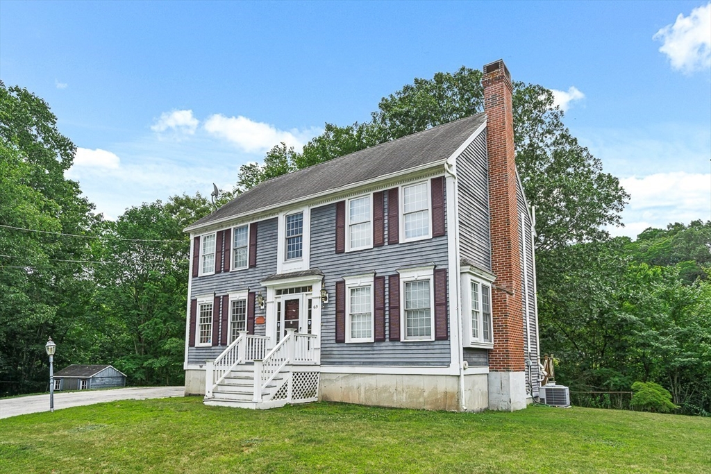 69 School St