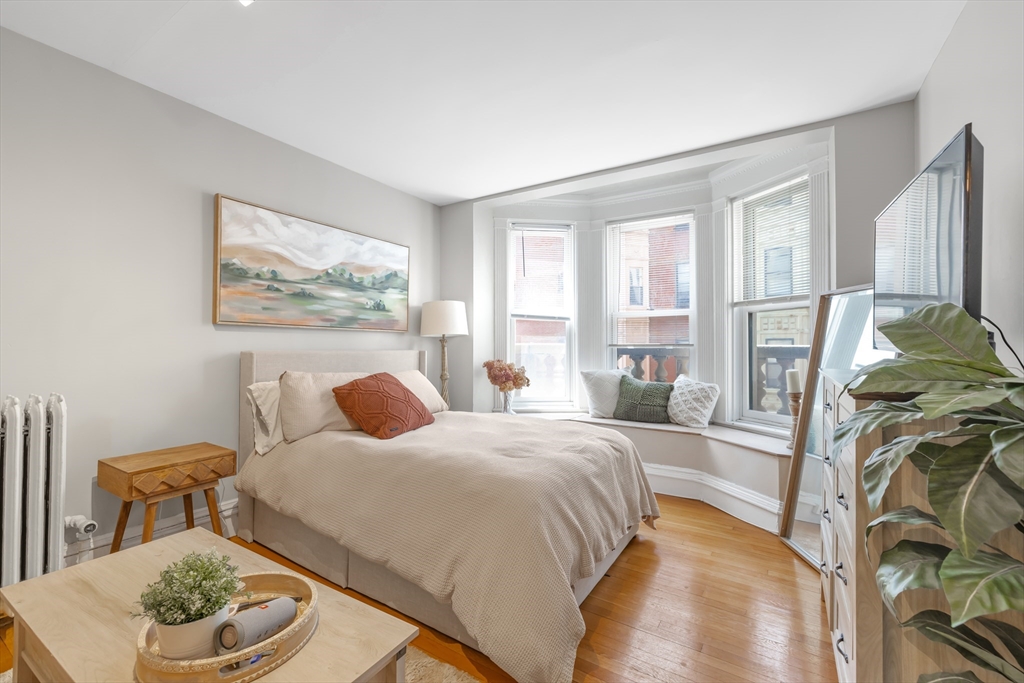 8 Garrison Street 205