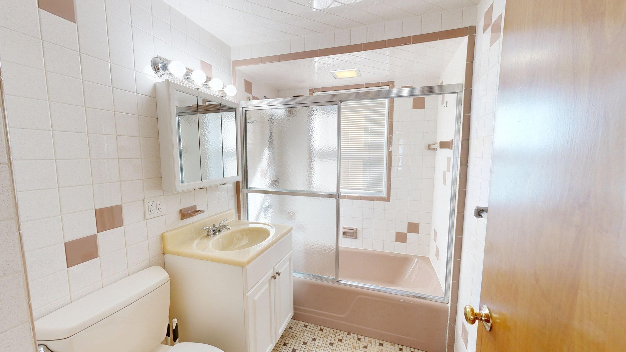 96 Bowen Ave #2, Medford, MA, 96 Bowen Ave #2, Medford, MA Photo #6