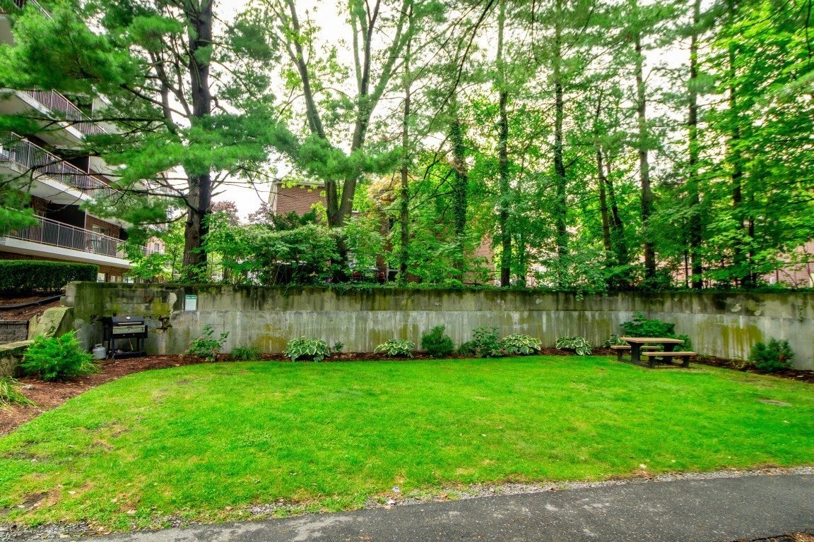 993 Massachusetts Ave #206, Arlington, MA Photo #23