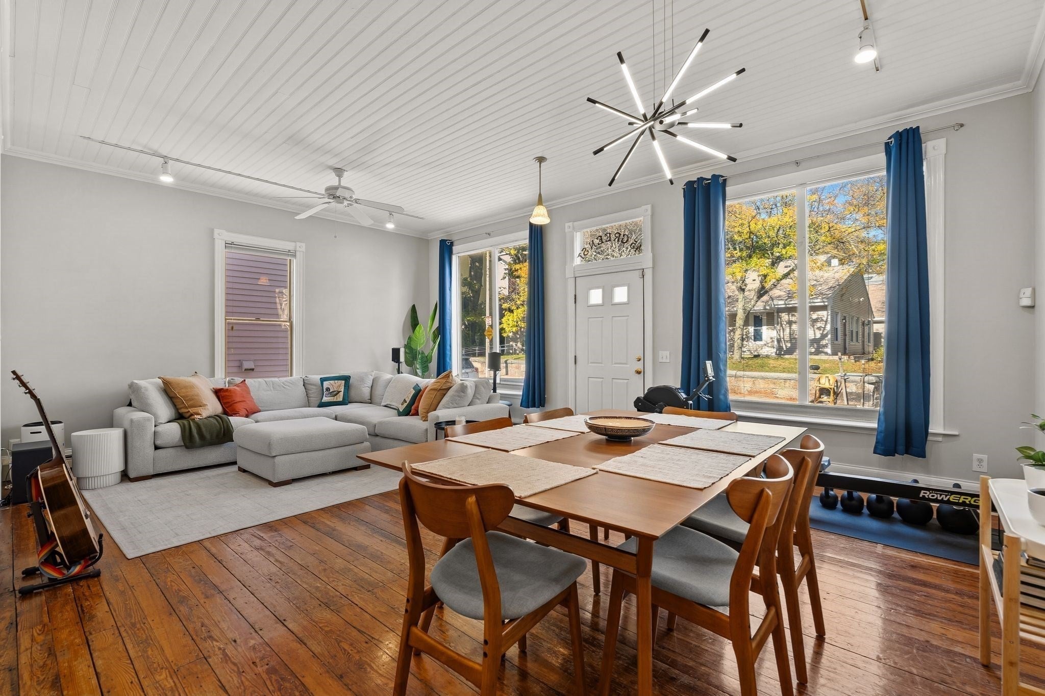 45 Green St A