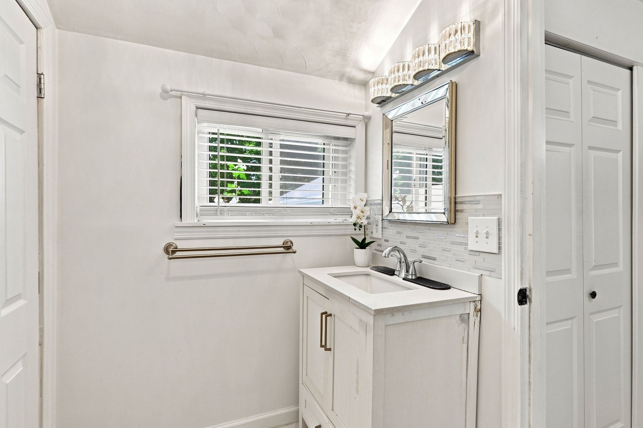27 Elm St, Ludlow, MA, 27 Elm St, Ludlow, MA Photo #29