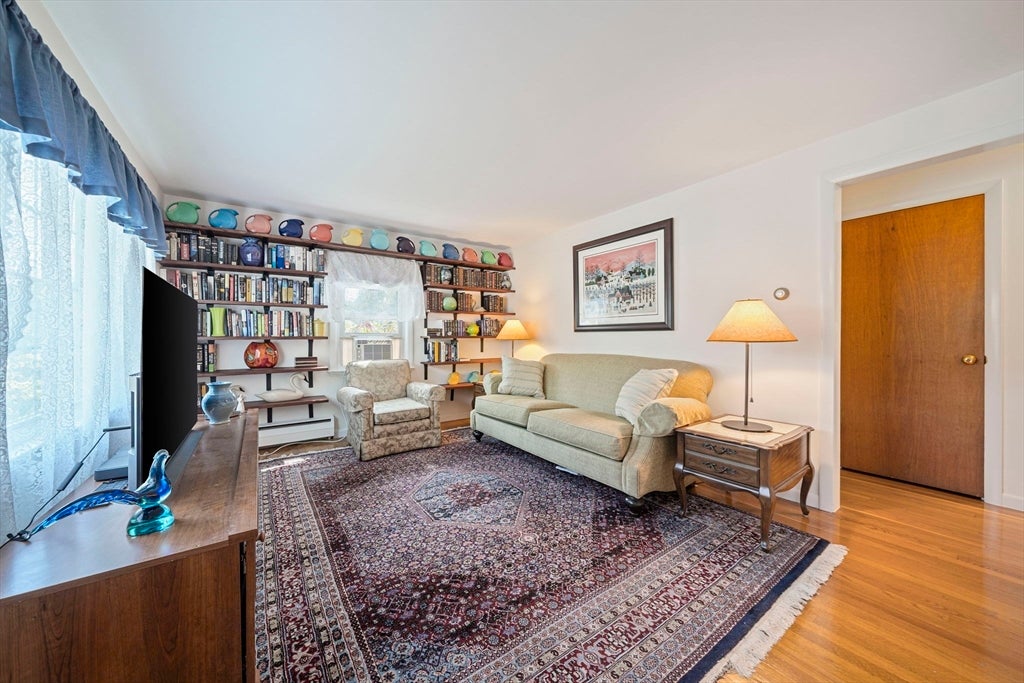 10 Curtis Cir, Canton, MA, 10 Curtis Cir, Canton, MA Photo #13