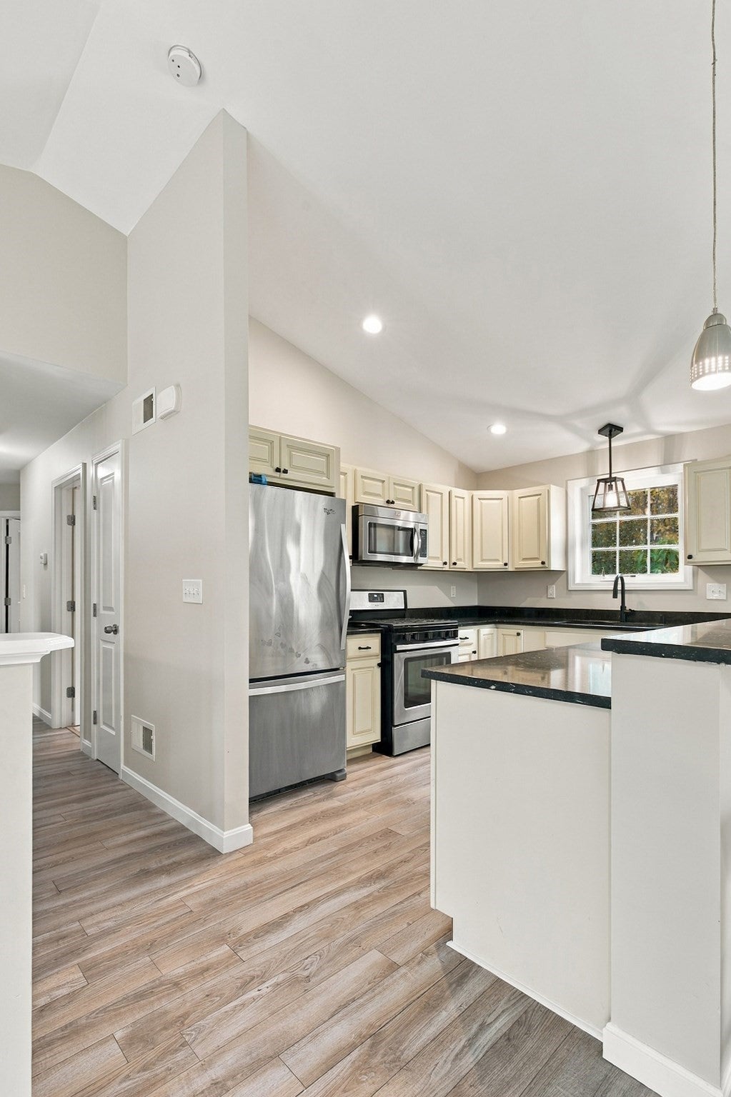32 Arcadia Road, Swansea, MA, 32 Arcadia Road, Swansea, MA Photo #15