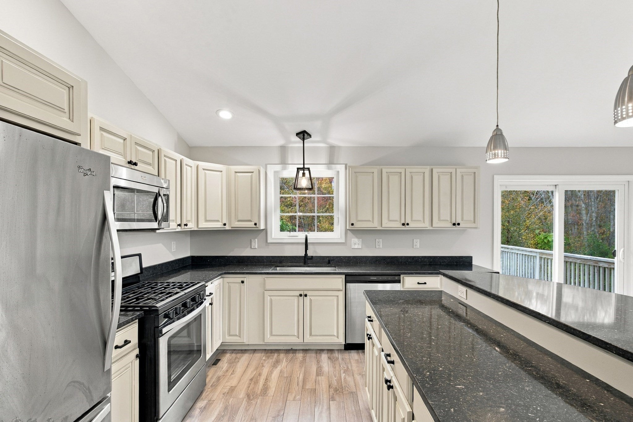 32 Arcadia Road, Swansea, MA, 32 Arcadia Road, Swansea, MA Photo #9