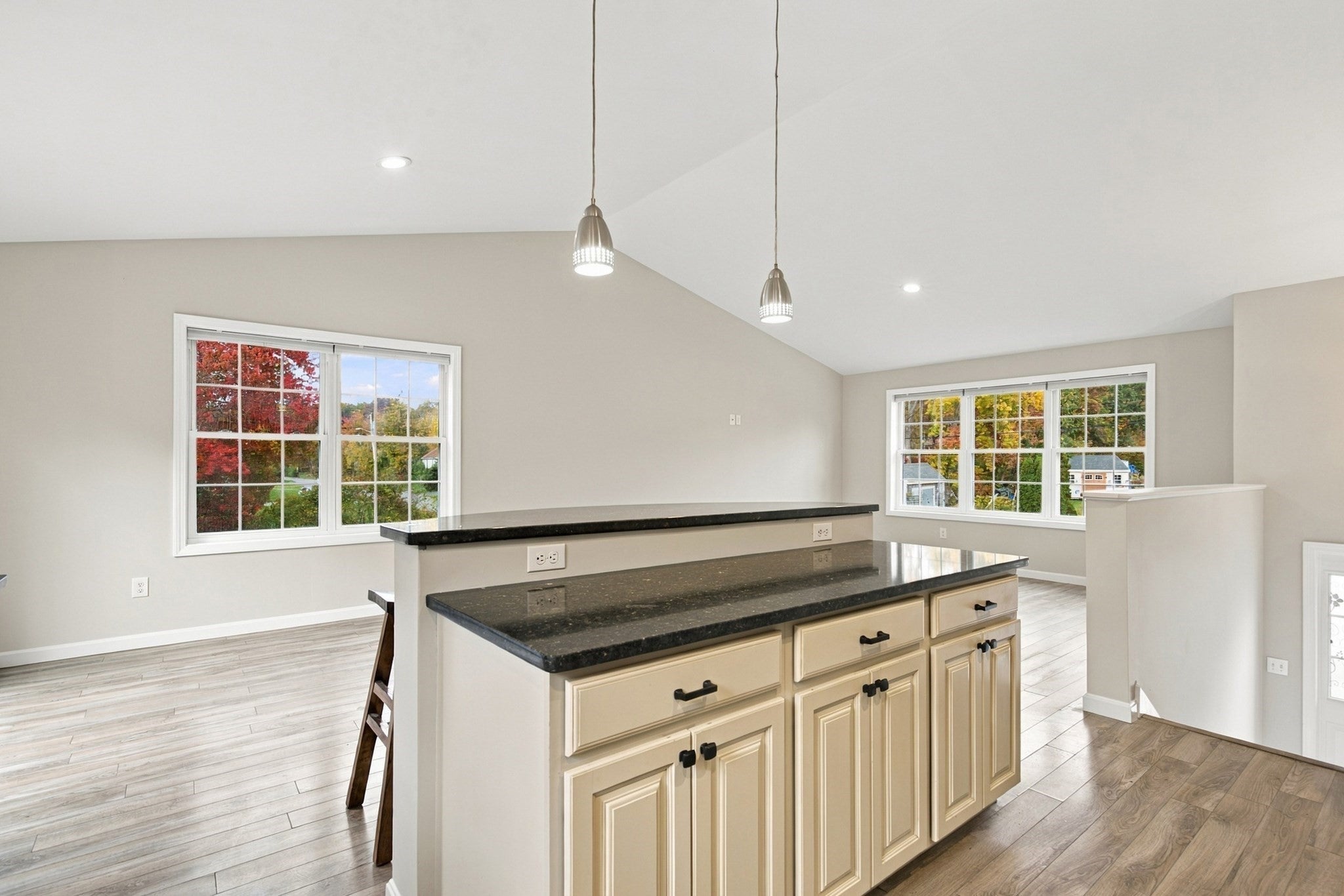 32 Arcadia Road, Swansea, MA, 32 Arcadia Road, Swansea, MA Photo #11