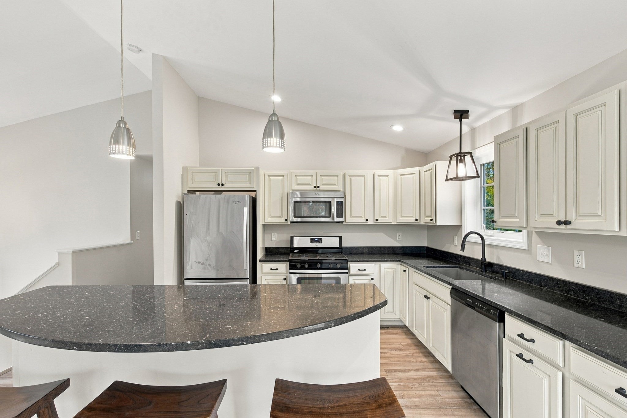 32 Arcadia Road, Swansea, MA, 32 Arcadia Road, Swansea, MA Photo #7