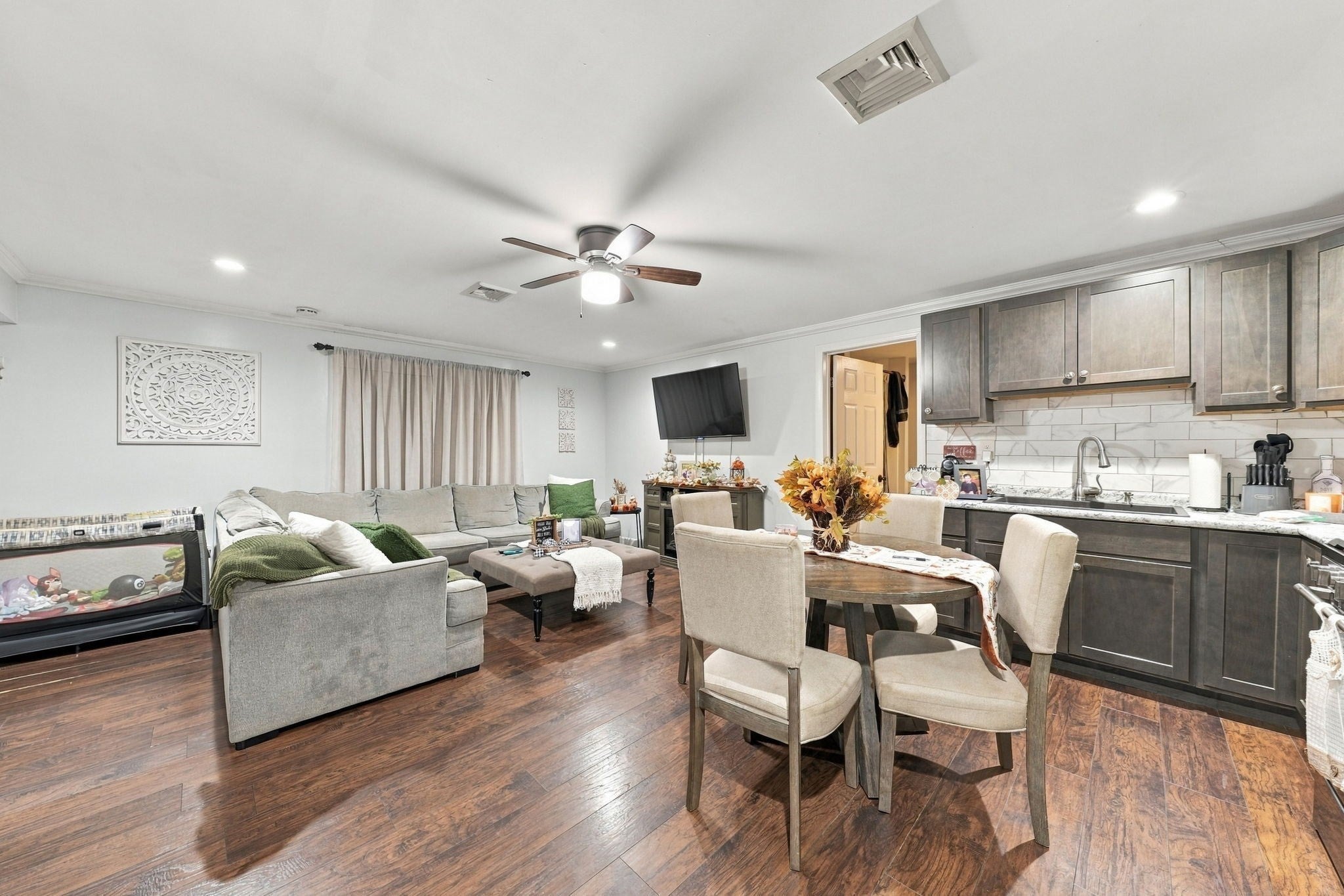 35 Striper Cir, Dartmouth, MA Photo #24