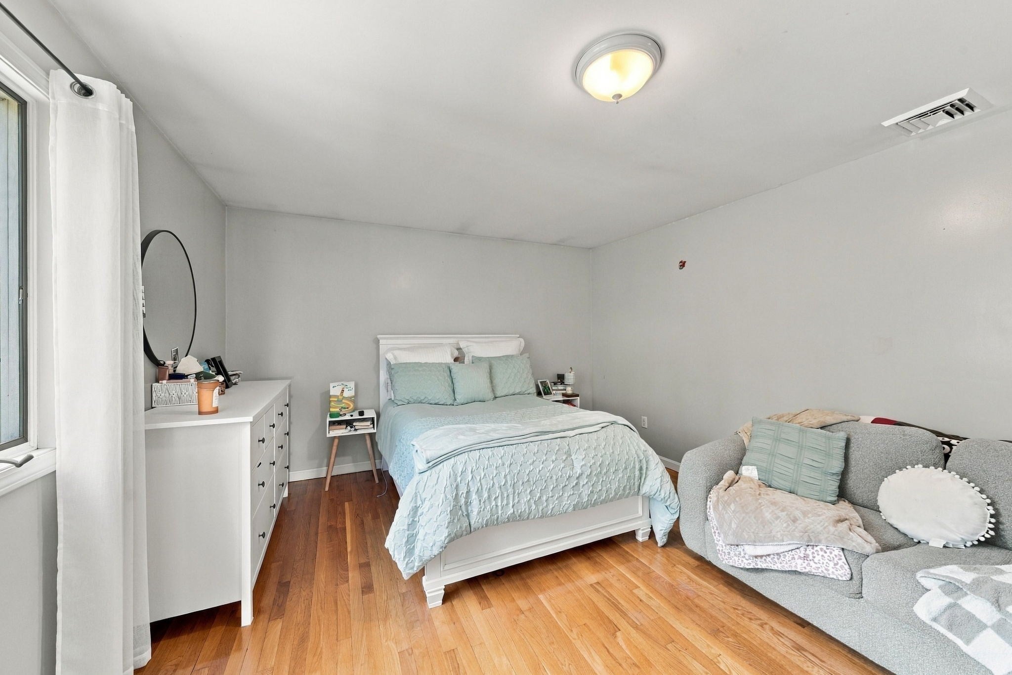 35 Striper Cir, Dartmouth, MA Photo #17