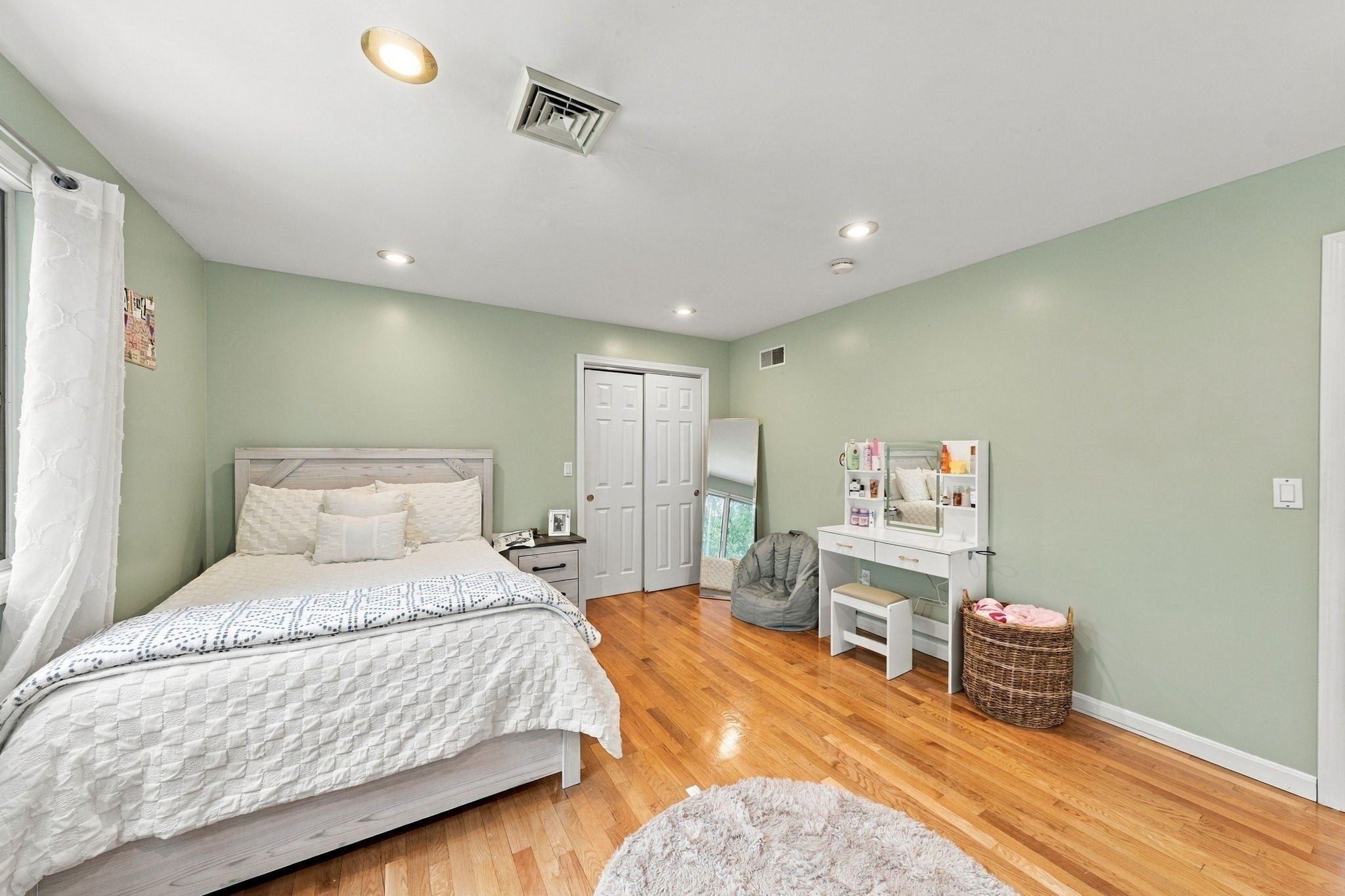 35 Striper Cir, Dartmouth, MA Photo #31