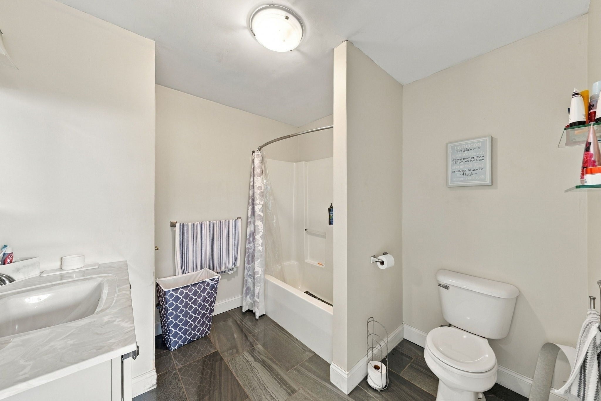 35 Striper Cir, Dartmouth, MA Photo #22