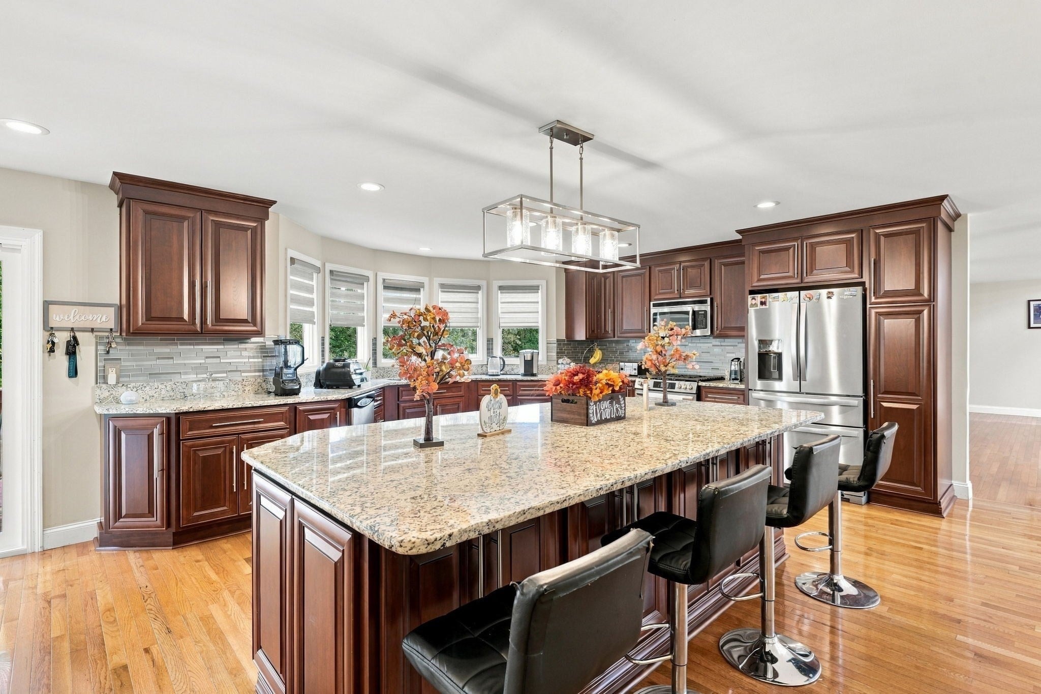 35 Striper Cir, Dartmouth, MA Photo #8
