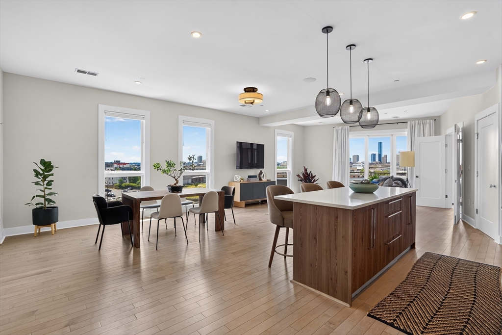 232 Old Colony Ave 506