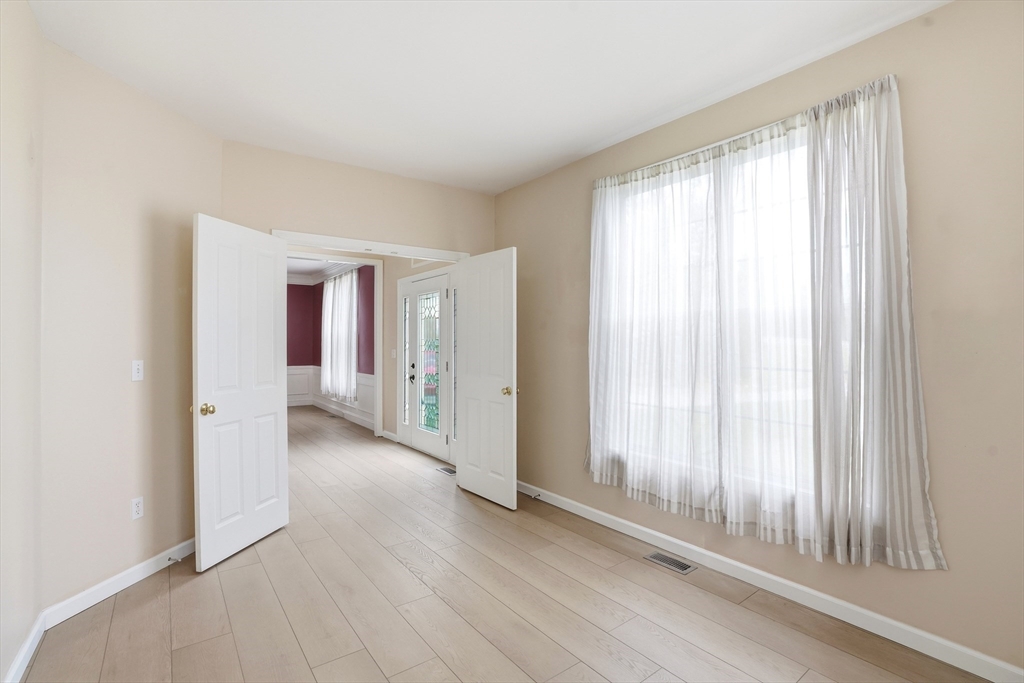 671 Lunns Way, Plymouth, MA Photo #7