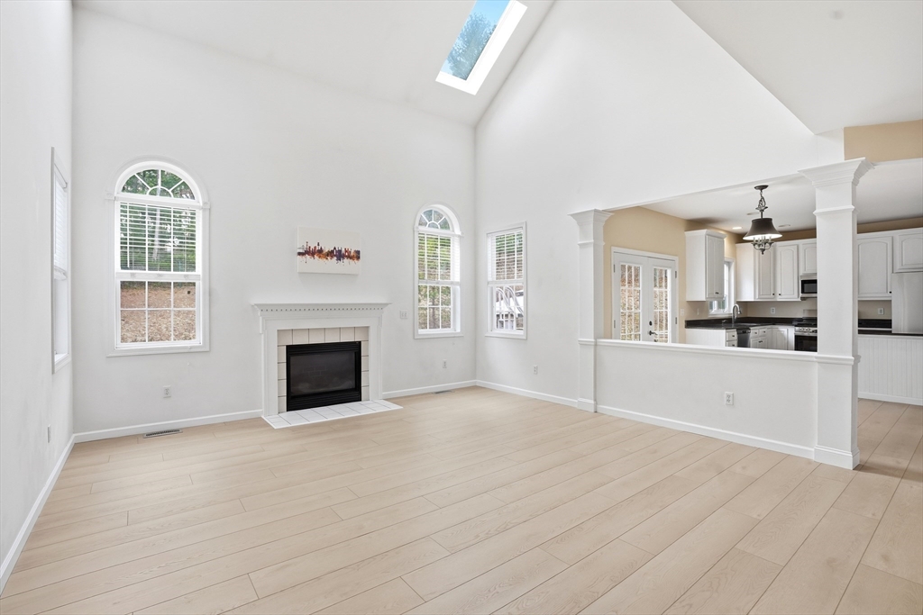 671 Lunns Way, Plymouth, MA Photo #13