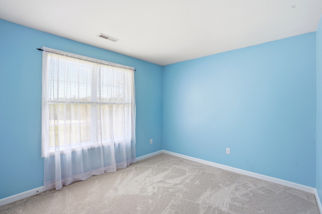 671 Lunns Way, Plymouth, MA Photo #20