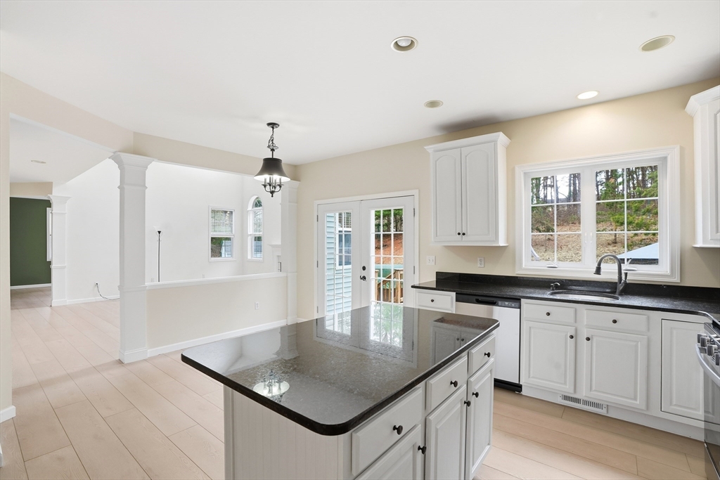 671 Lunns Way, Plymouth, MA Photo #10