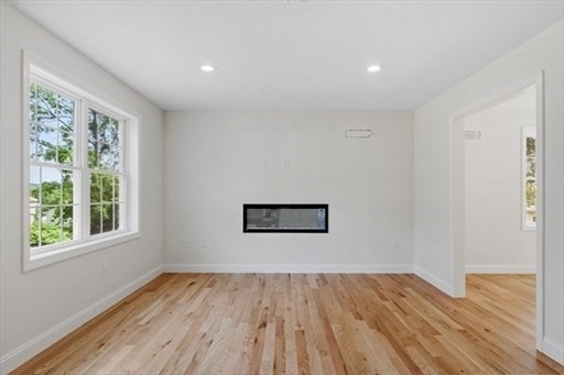207 Wilson St, Haverhill, MA, 207 Wilson St, Haverhill, MA Photo #5