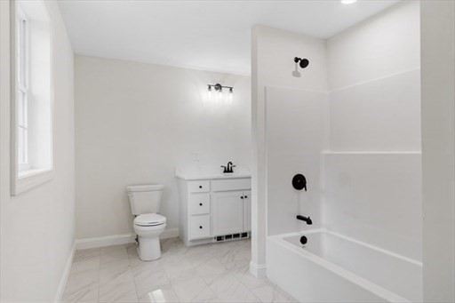 207 Wilson St, Haverhill, MA, 207 Wilson St, Haverhill, MA Photo #17