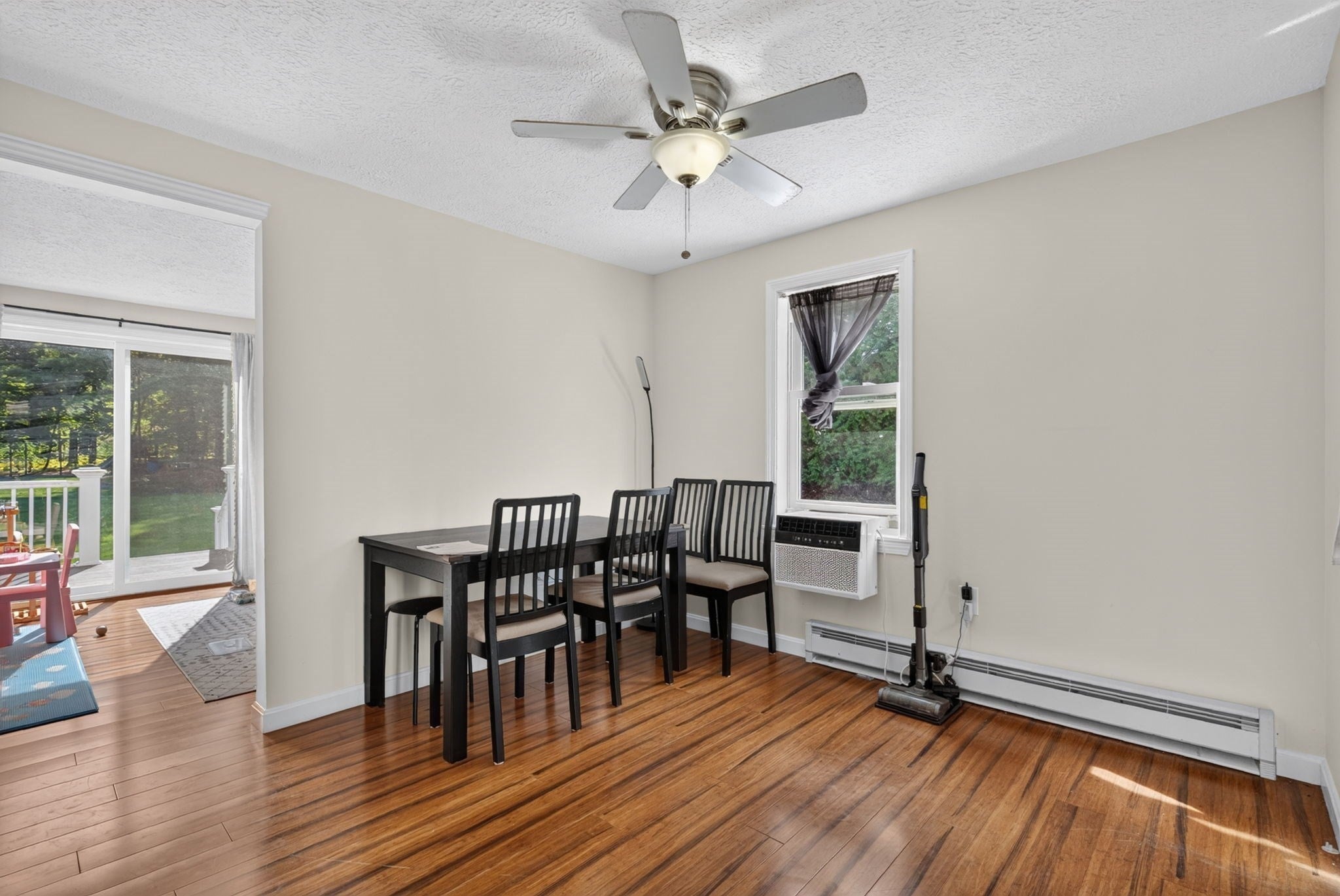 53 Olde Colonial Dr 6