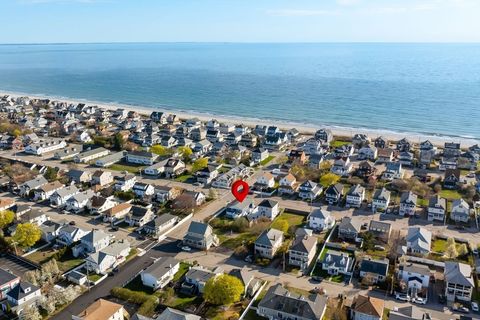 88 Revere St Hull MA 02045