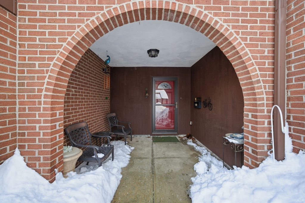 55 Hawthorne Circle 55