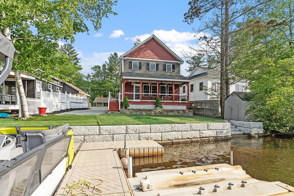 33 North Shore Road