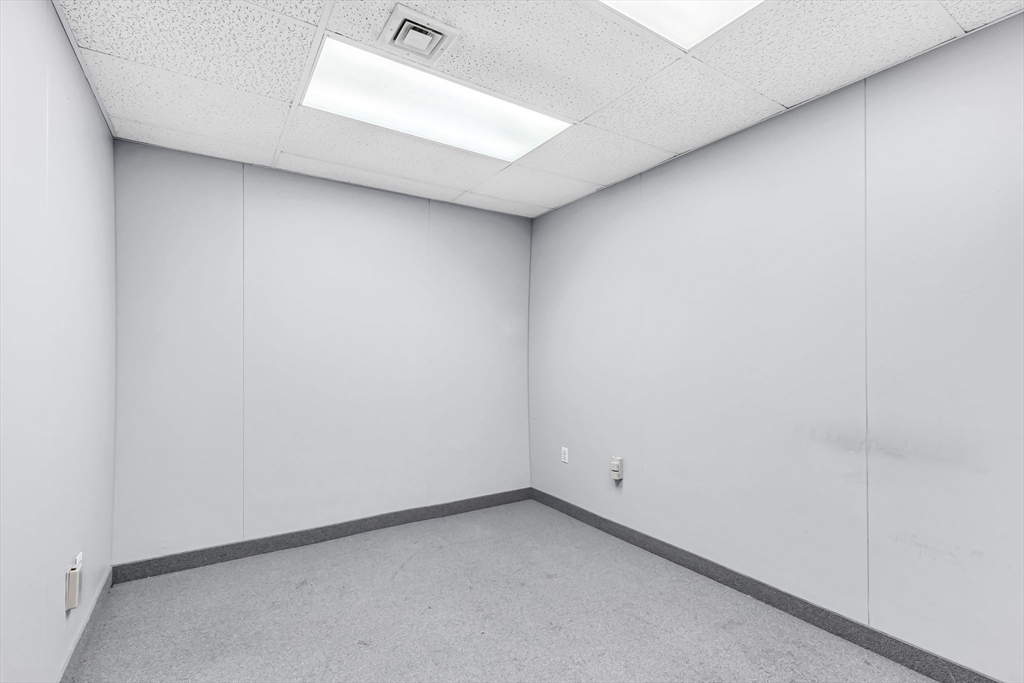 East Longmeadow, Massachusetts 01028, United States, ,Commercial,Active,74128