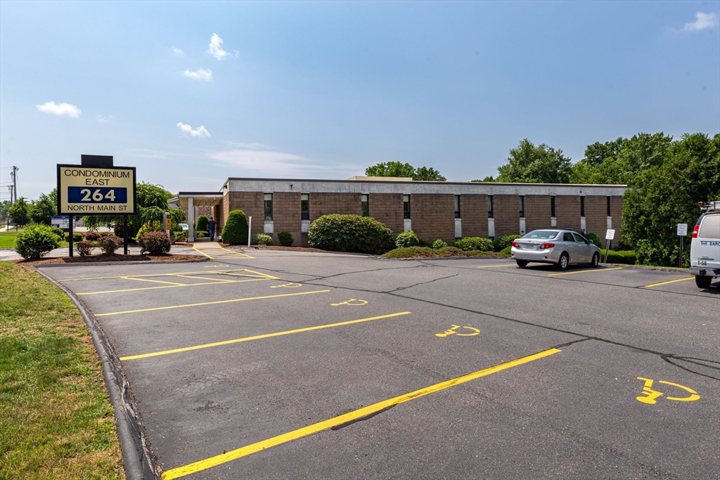 East Longmeadow, Massachusetts 01028, United States, ,Commercial,Active,74128