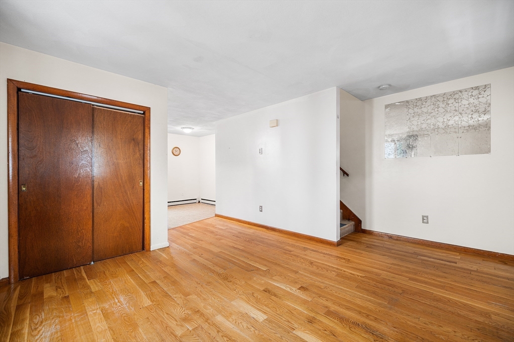 21 Hillside Avenue 21