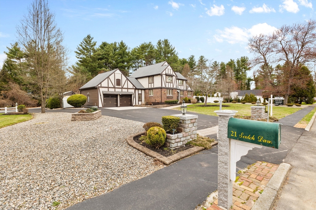 21 Scotch Dam Road