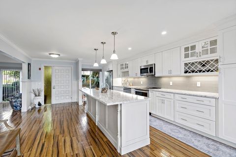 24 Ships View Ter 24 Bourne MA 02532