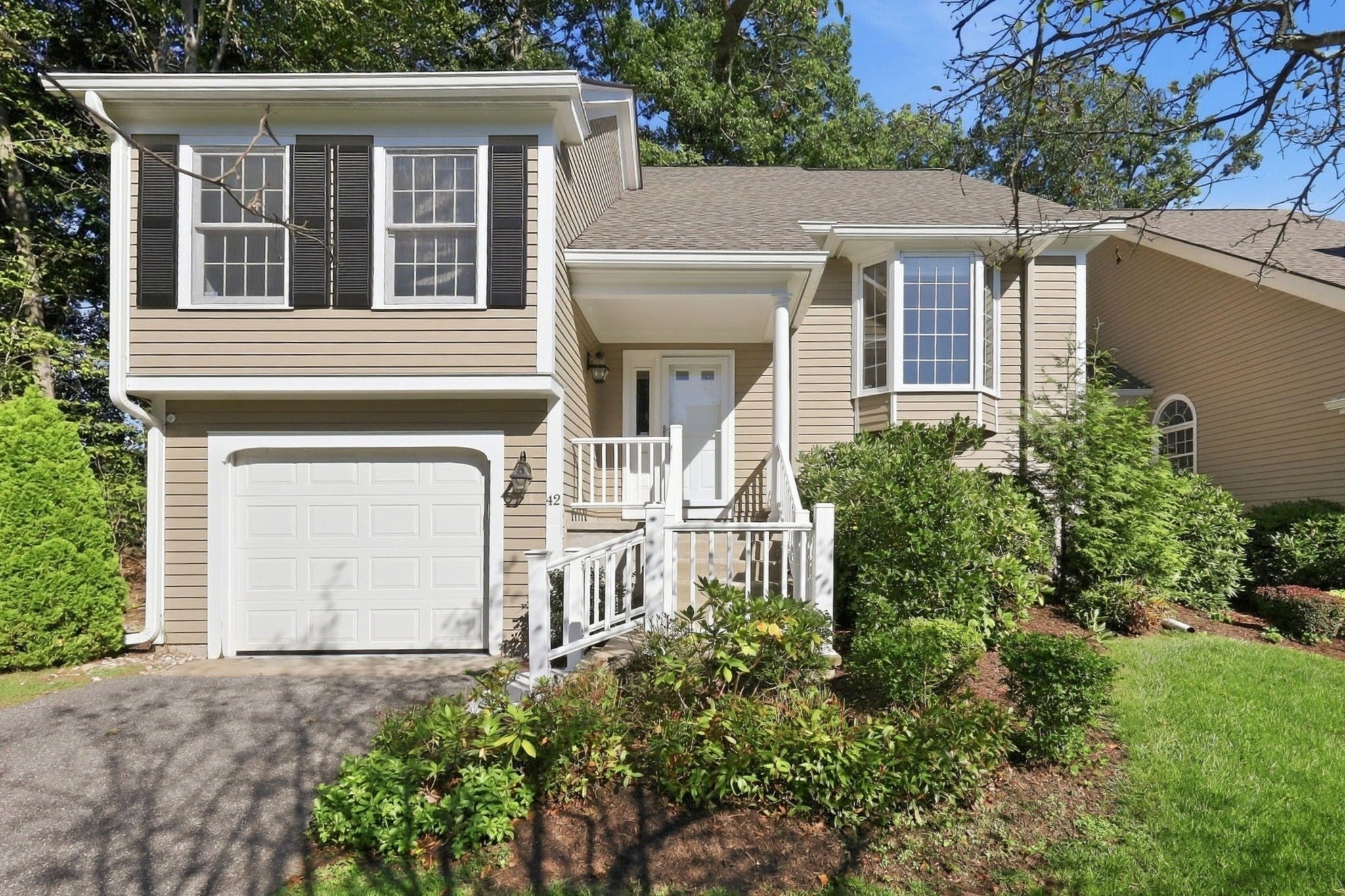 42 Shady Brook #42, West Springfield, MA Photo #2