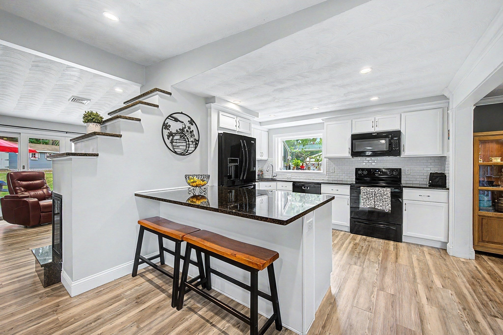 9 Joseph Rd, Framingham, MA Photo #11