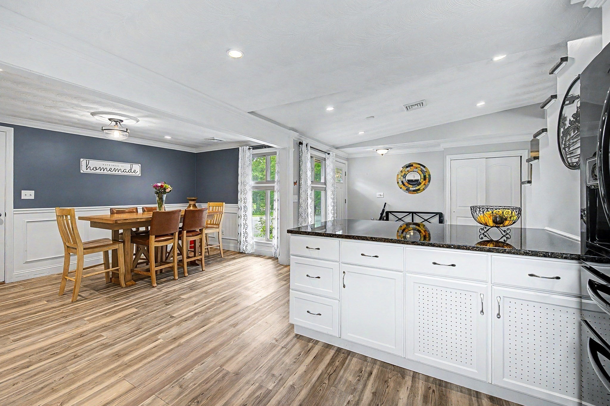 9 Joseph Rd, Framingham, MA Photo #9