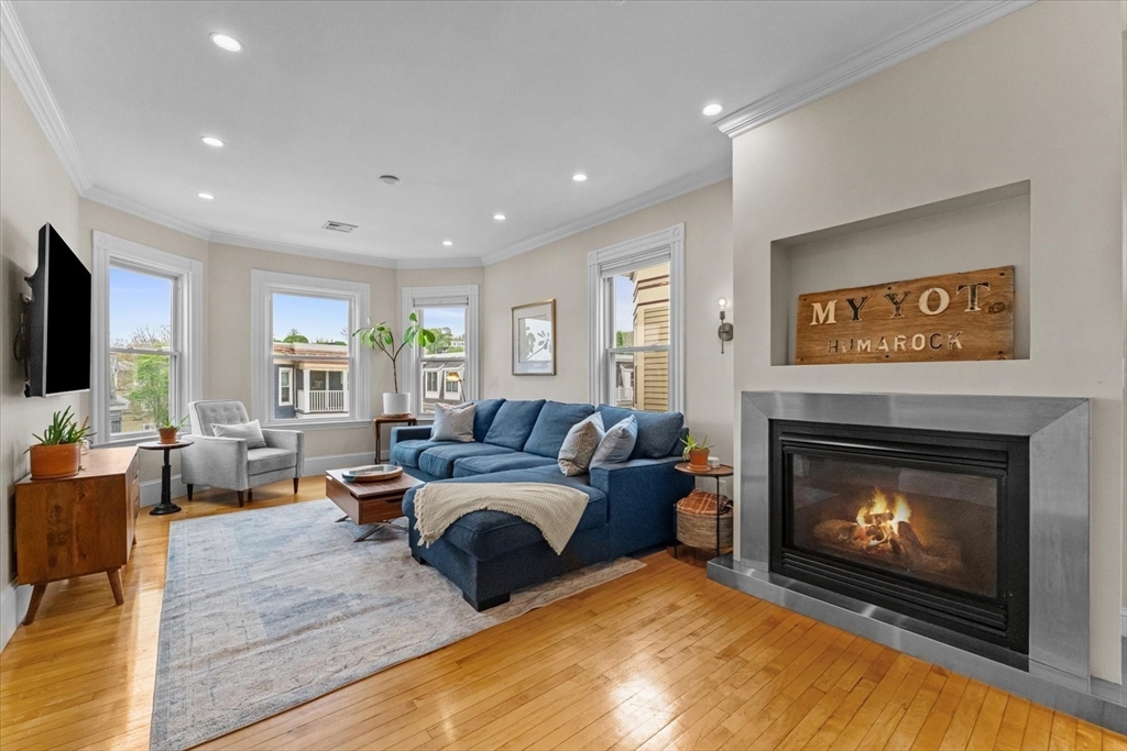 45 Pearl St #3, Boston, MA Photo #1