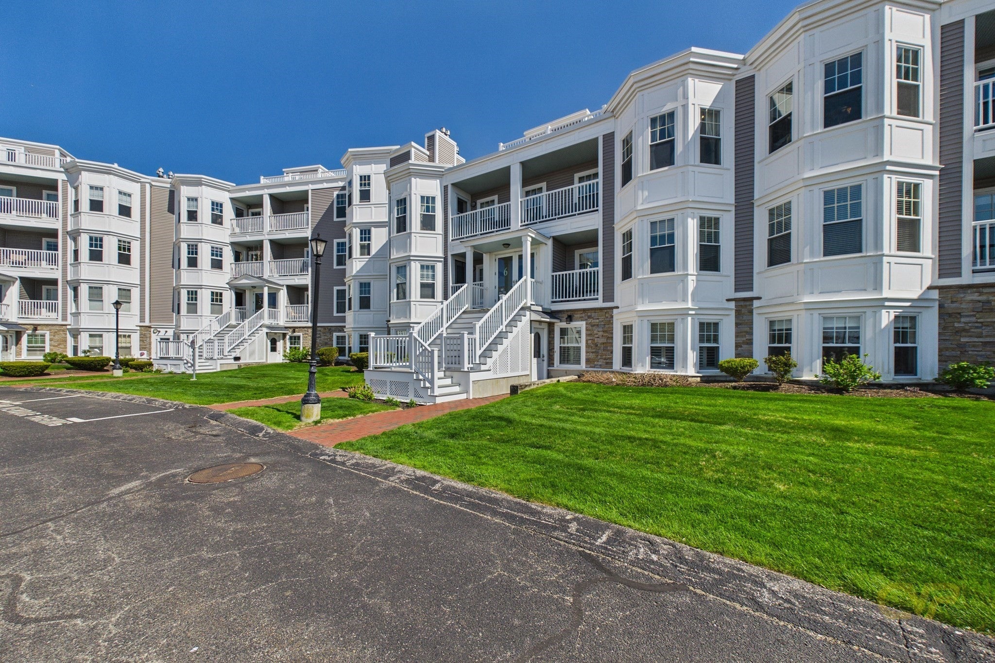 15 Park Ave 211