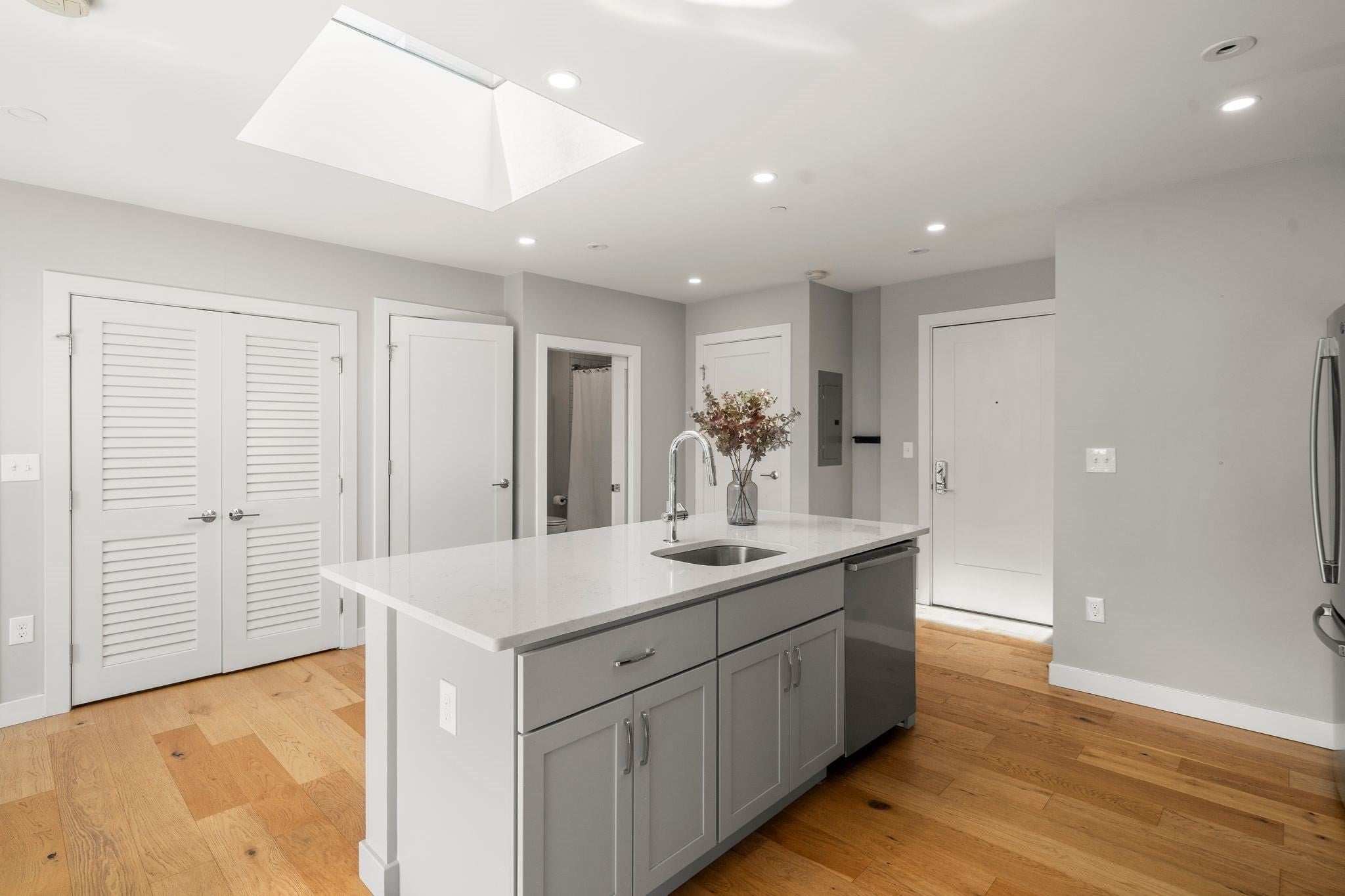 10 Everett ST #401, Boston, MA, 10 Everett ST #401, Boston, MA Photo #11