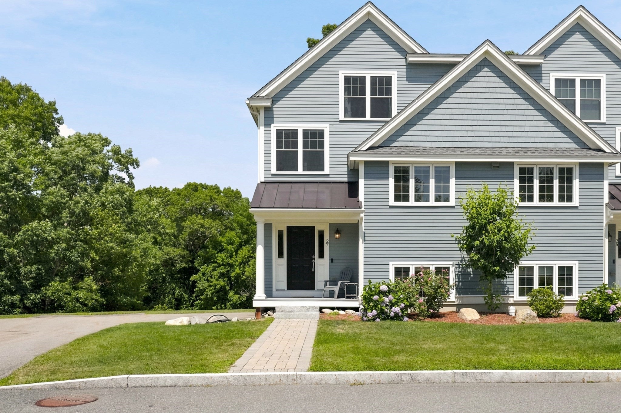 27 Clarks Hill Ln 27