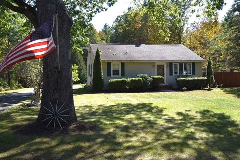 24 Crane Crossing Road Newton NH 03858