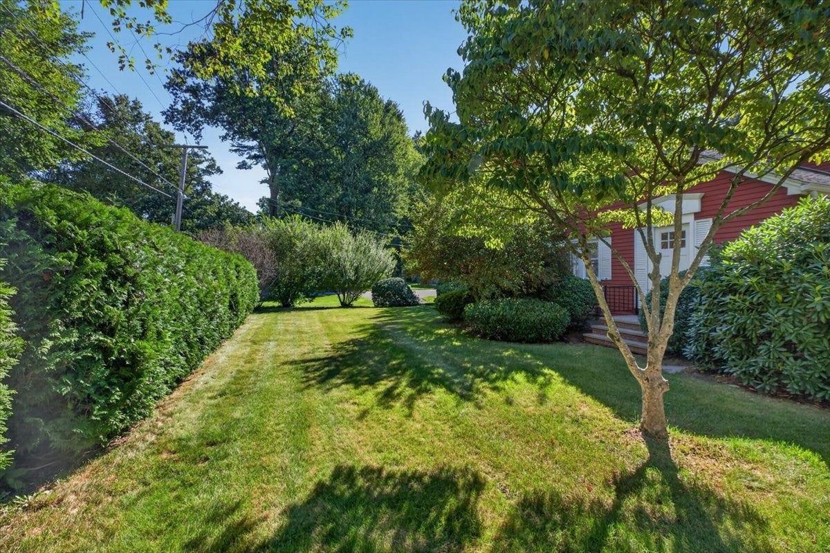 356 Springfield St, Wilbraham, MA, 356 Springfield St, Wilbraham, MA Photo #9