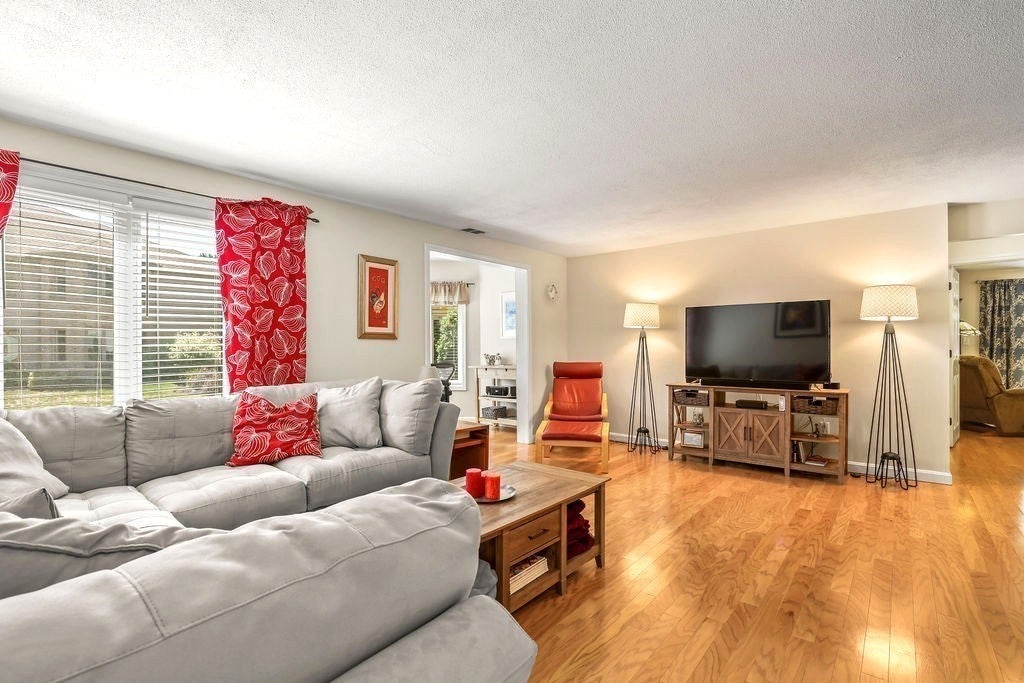 108 Norton Ave #17, Easton, MA, 108 Norton Ave #17, Easton, MA Photo #4