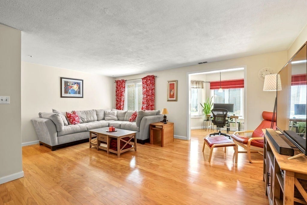 108 Norton Ave #17, Easton, MA, 108 Norton Ave #17, Easton, MA Photo #5