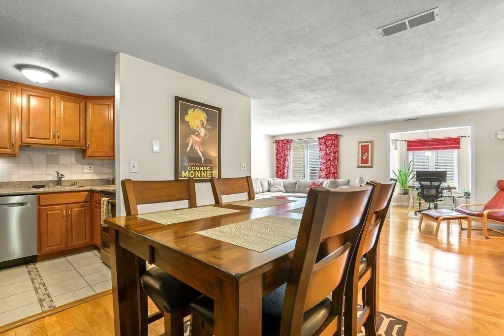 108 Norton Ave #17, Easton, MA, 108 Norton Ave #17, Easton, MA Photo #6